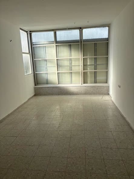 3 room rental in Old North - Photo 1