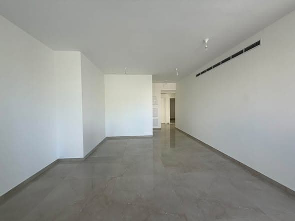 4 room rental in Old North - Photo 2
