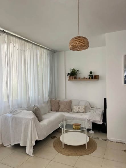 2 room rental in Old North - Photo 1