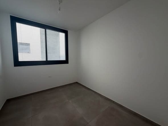 5 room rental in Old North