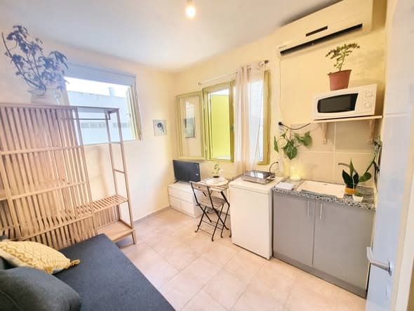 1 room rental in Kerem HaTeimanim