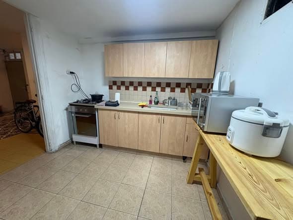 2 room rental in Neve Tzedek