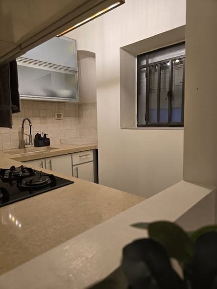 2 room rental in Neve Tzedek