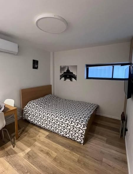 1 room rental in Neve Tzedek