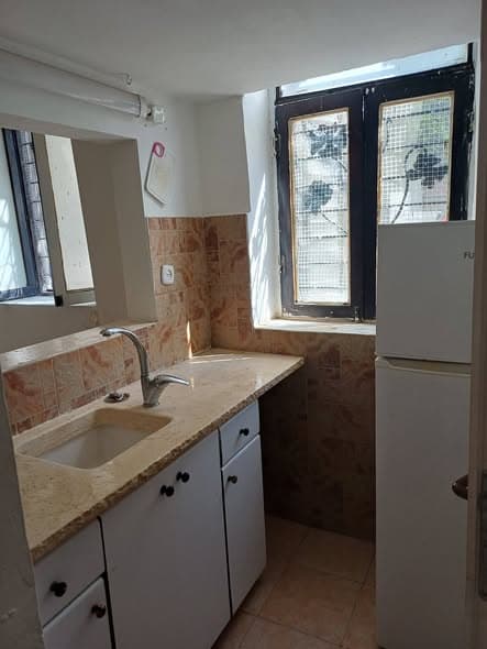 1 room rental in Neve Tzedek
