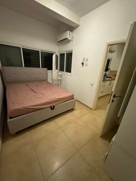 5 room rental in Old North