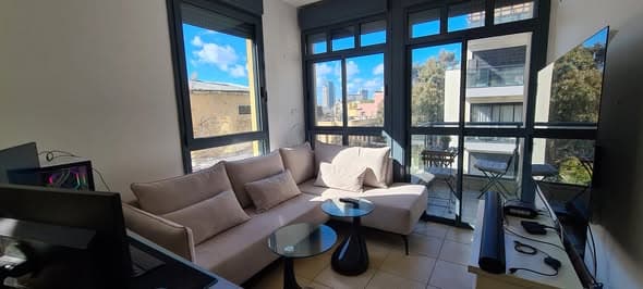 2 room rental in Lev HaIr