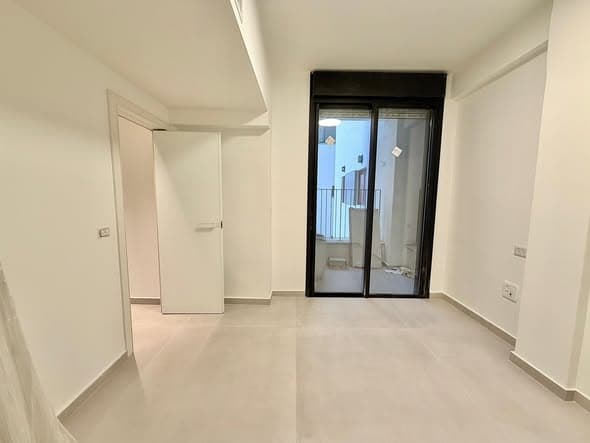 4 room rental in Jaffa