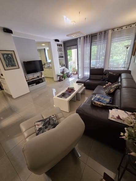 4 room rental in Ramat Aviv