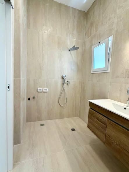 4 room rental in Old North