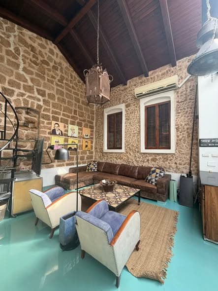 3 room rental in Neve Tzedek
