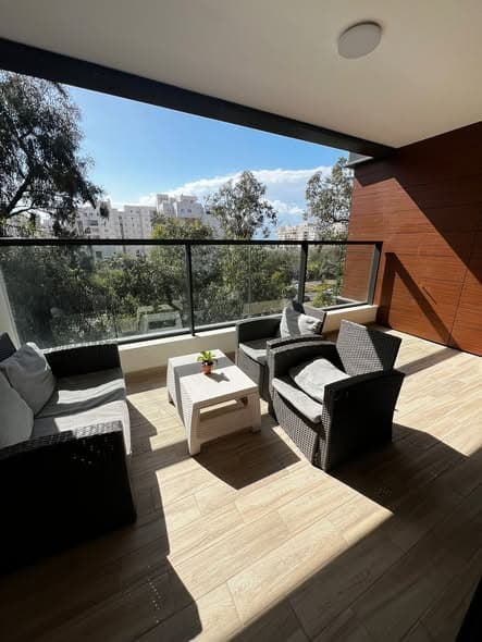 5 room rental in Ramat Aviv