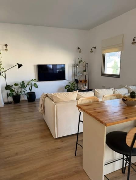 2 room rental in Old North