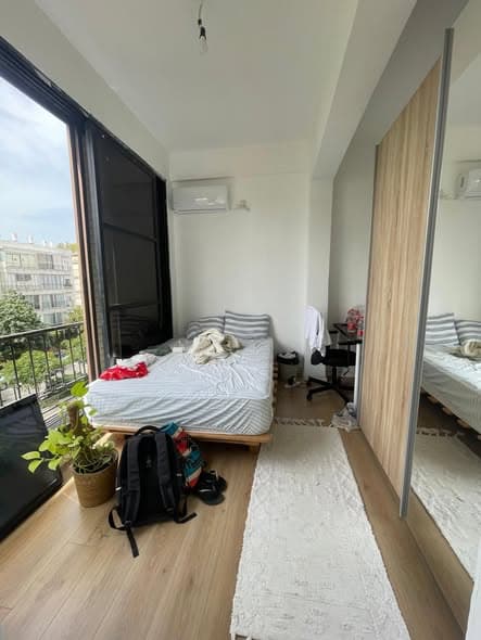 4 room rental in Old North