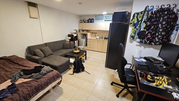1 room rental in Lev HaIr