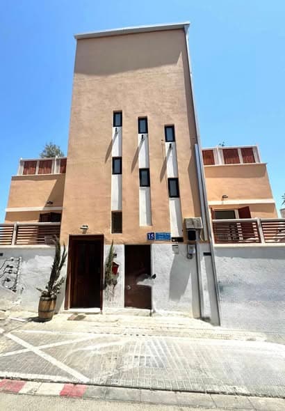 1 room rental in Jaffa