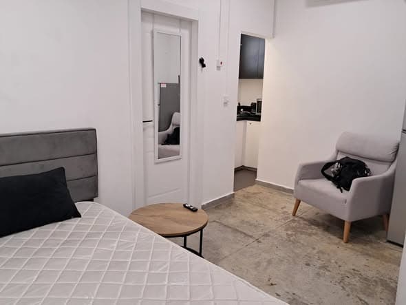 1 room rental in Lev HaIr