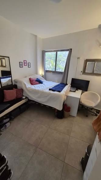 1 room rental in Lev HaIr