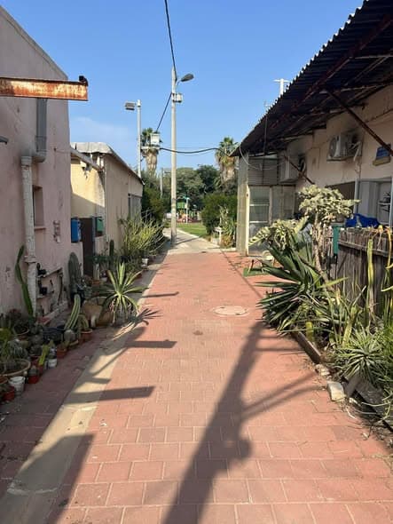 2 room rental in Neve Tzedek