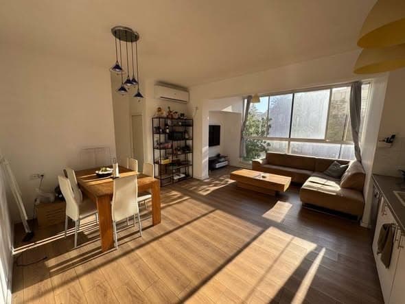 5 room rental in Old North