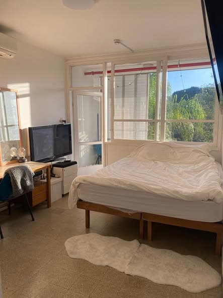 1 room rental in Ramat Aviv