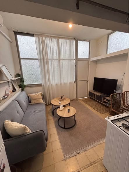 1 room rental in Old North