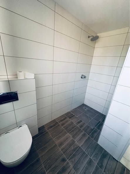 5 room rental in Old North
