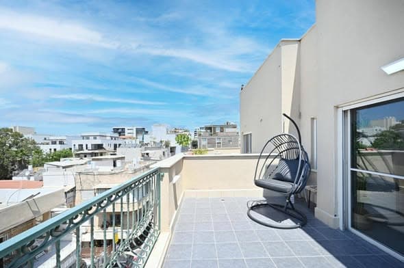 4 room rental in Kerem HaTeimanim